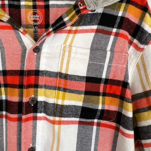 Wonder Nation Boy's Plaid Button Down Hoodie - Picture 4 of 7